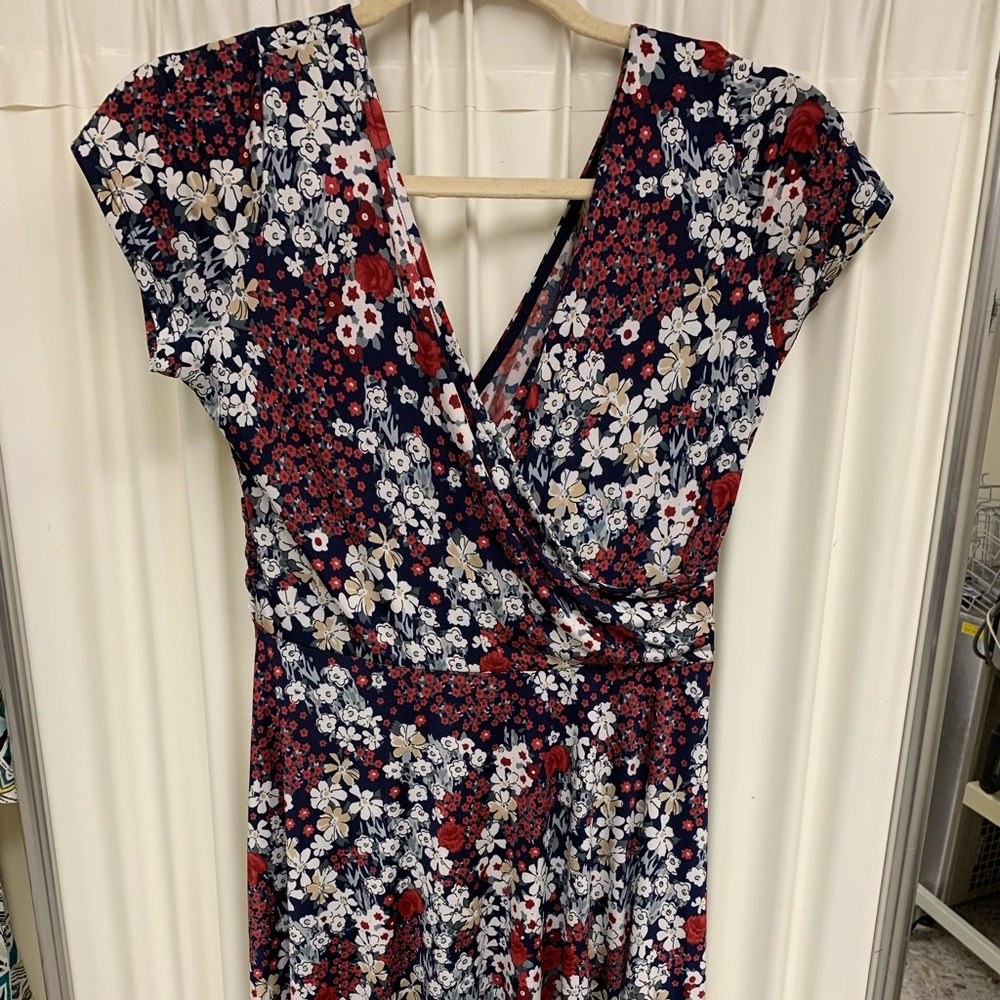 COPY - Kaileigh Floral Print faux wrap dress Size Medium